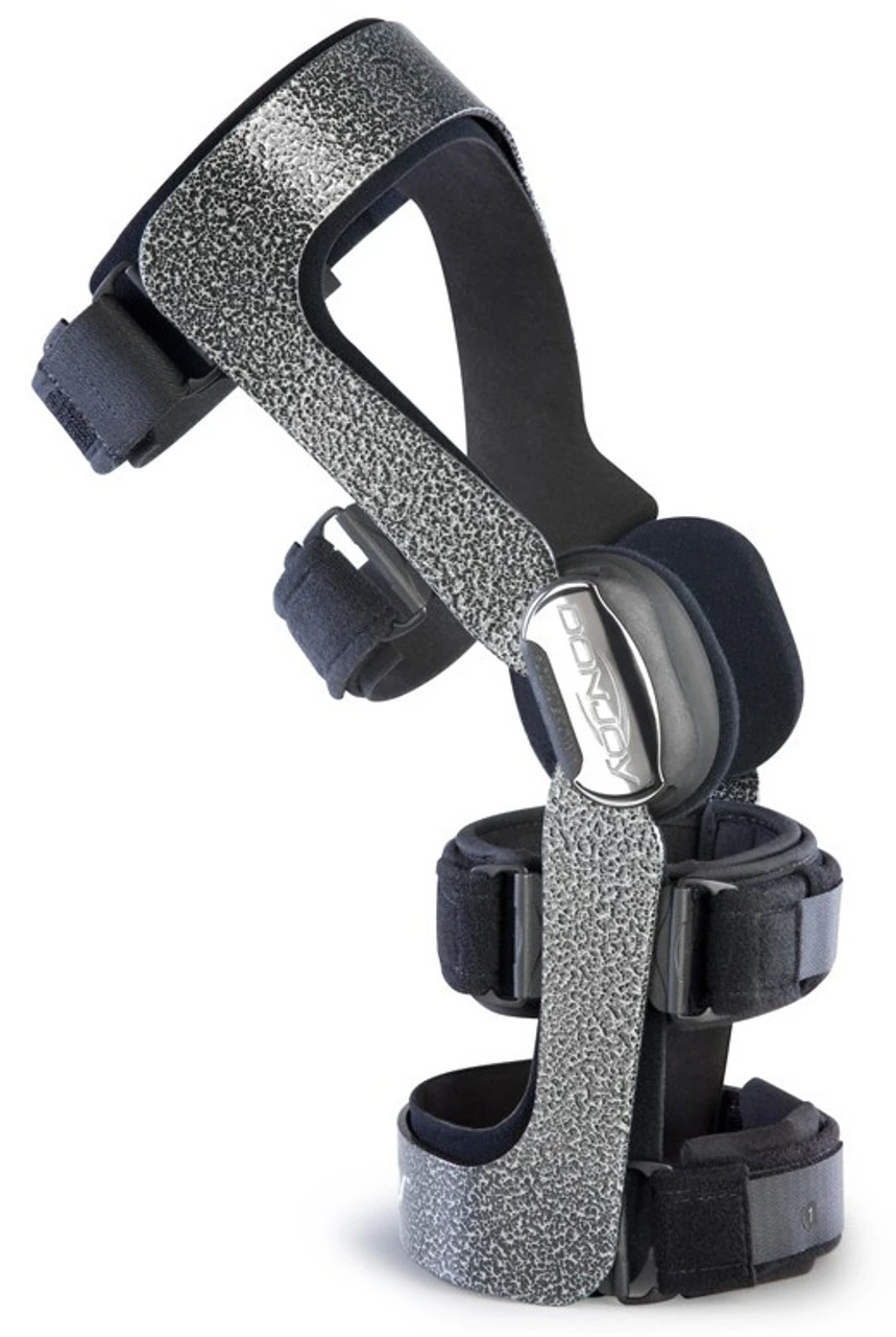 Donjoy Armor Knee Brace 1 Donjoy Armor Knee Brace