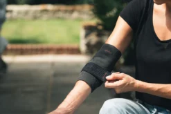 DonJoy CondiLax Elbow Support -Tennis Equipment Store donjoy condilax elbow support female 31206 03563.1698773013